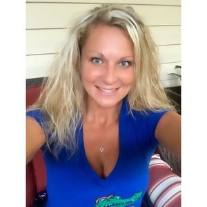 Meet your Posher, Michele